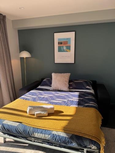 Serene 2 Bed CBD Retreat — 4-Star Luxury Hotel in Christchurch, New Zealand