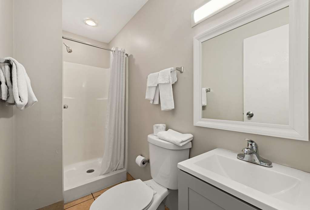 Rodeway Inn Charlotte Independence Blvd. - photo 13