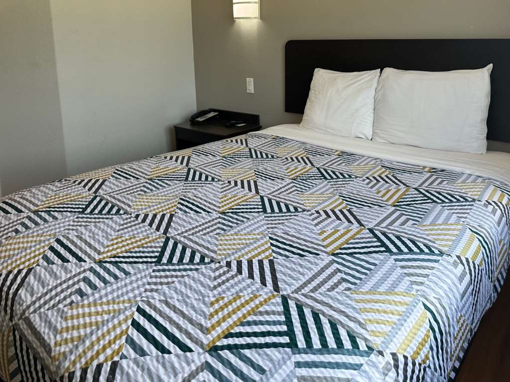 Motel 6 Mission TX - photo 9