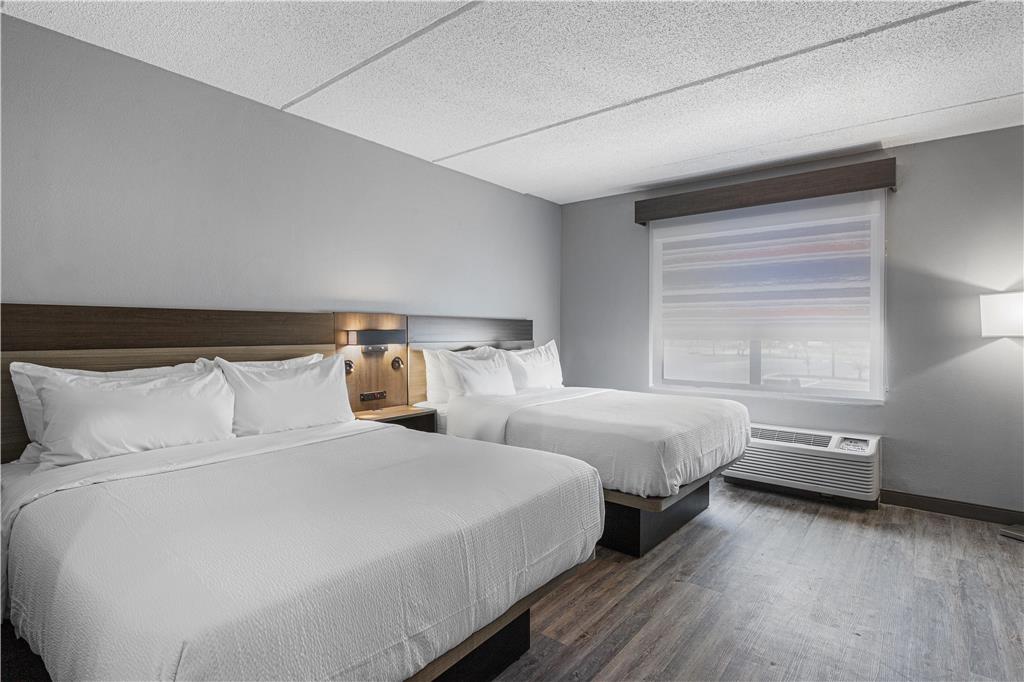 Best Western Plus Savannah Gateway - photo 13