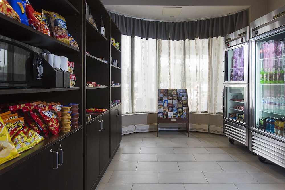 DoubleTree by Hilton Detroit Novi - photo 21