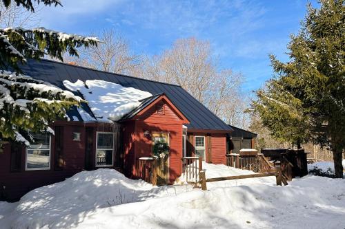 SoMoguly - carbon neutral hotel in Mount Holly