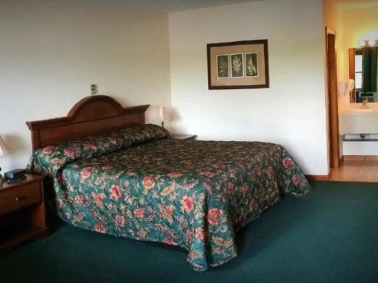 Birch Knoll Motel - photo 14