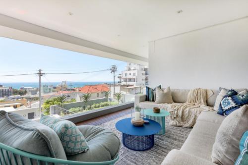 Seapoint Seaview Elegant Home — 4-Star Luxury Hotel in Cape Town, South Africa