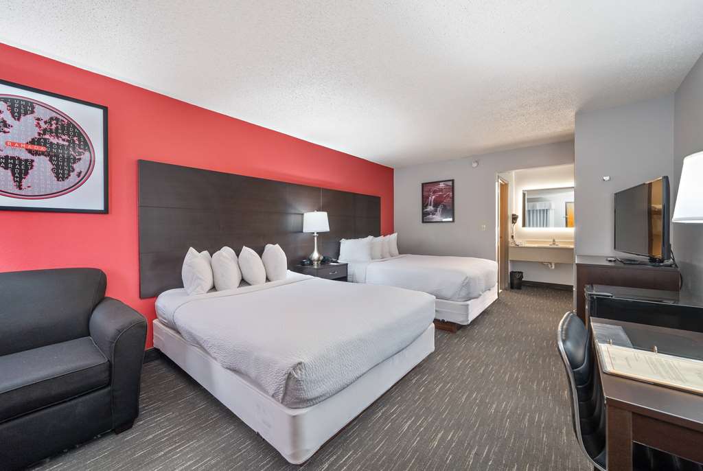 Ramada by Wyndham Sioux Falls Airport Waterpark & Event Ctr - photo 26