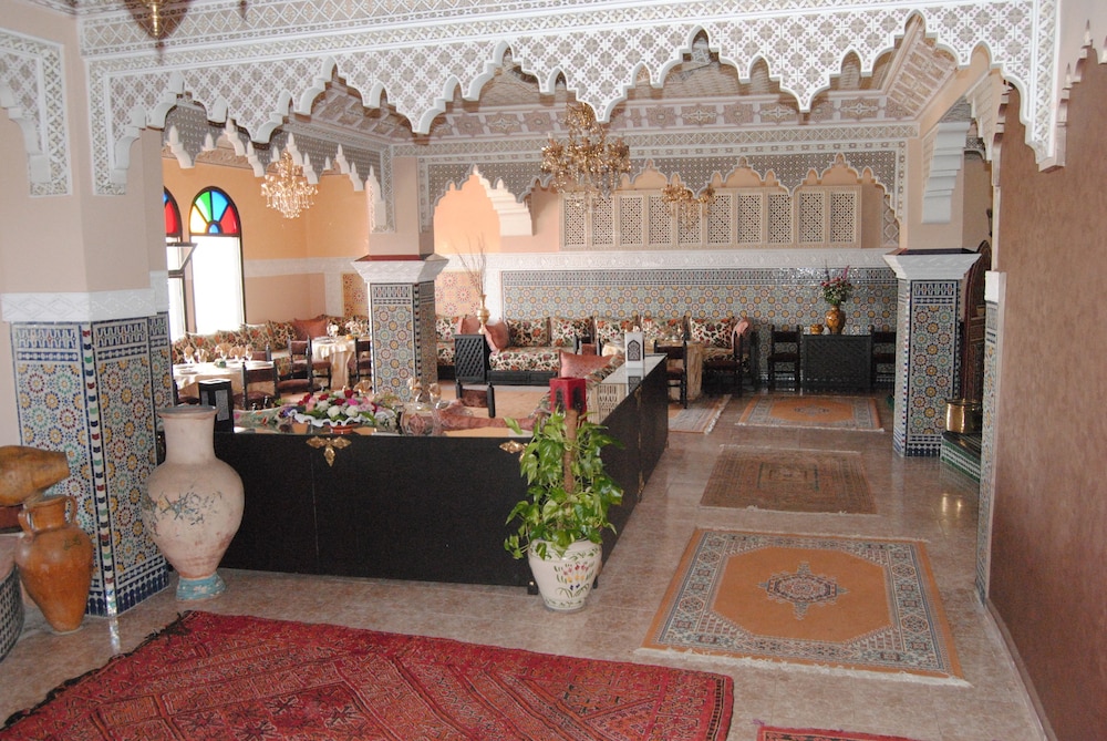 Collier De La Colombe — Meknes — photo 5