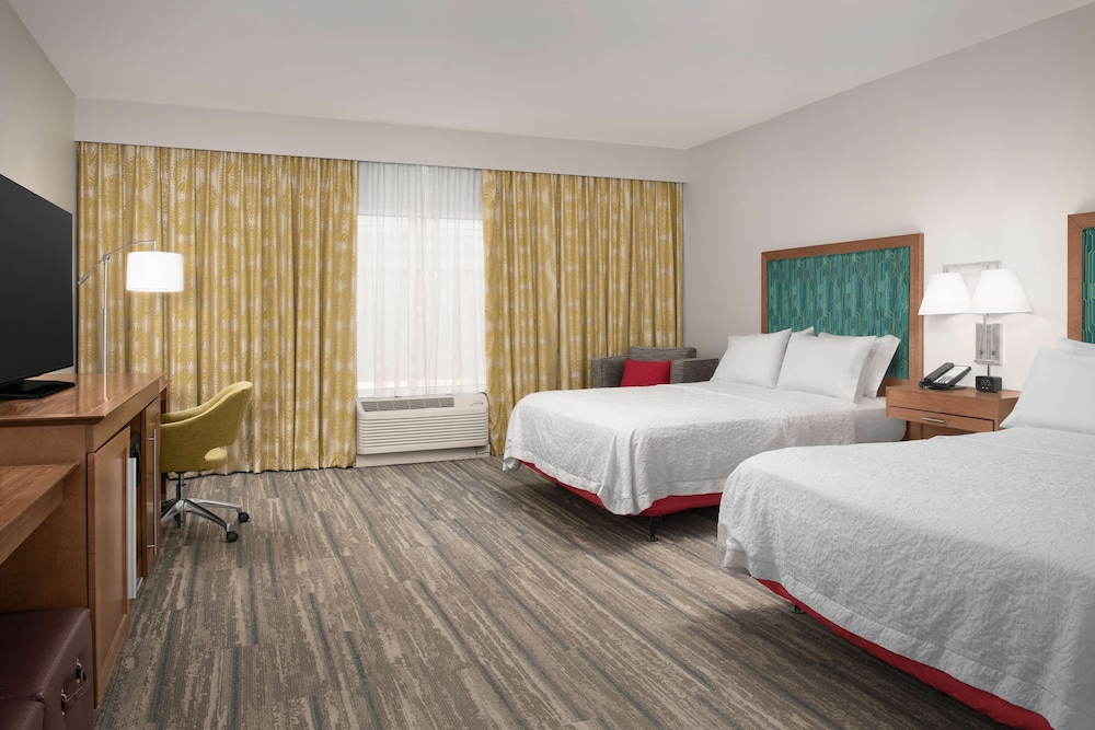 Hampton Inn & Suites Orangeburg - photo 13