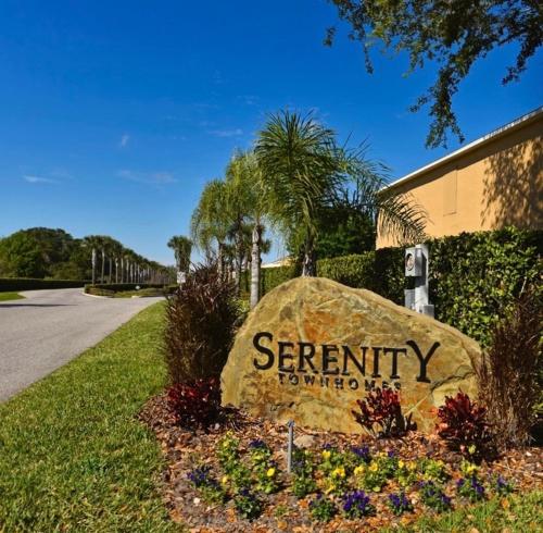 Beautiful 3 Bed Villa 10 Minutes From Disney 17440 Serenity Resort townhouse - photo 26