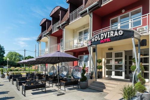 Holdvirág Hotel — Sarvar — photo 3