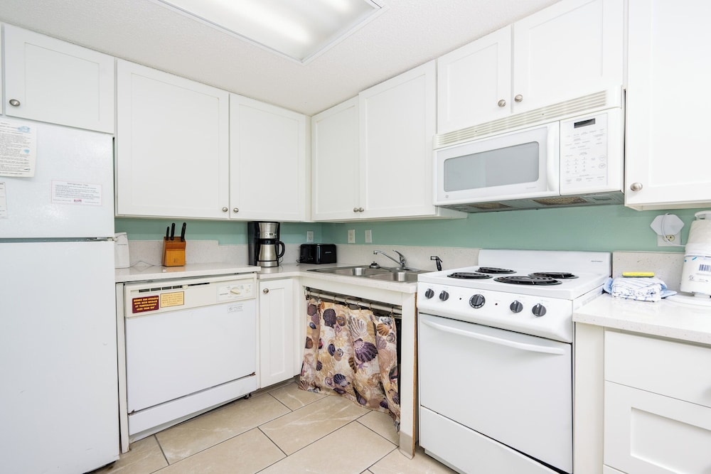 Phoenix All Suites - photo 16