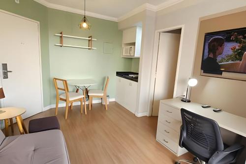 Flat Hotel The Palace com cozinha e sacada in Sao Paulo, Brasil