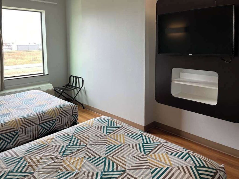 Studio 6 Suites Texas City Tx I 45 South - photo 24