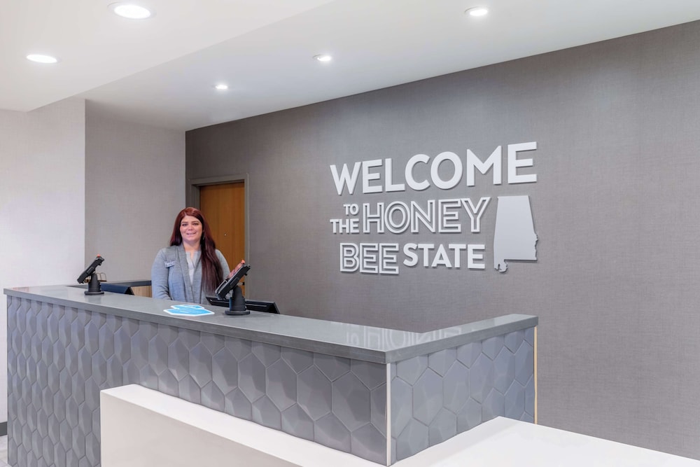 Hampton Inn by Hilton Albertville - photo 4
