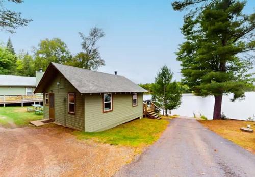 Anderson Lakeside Cabin 21124823 — Rhinelander