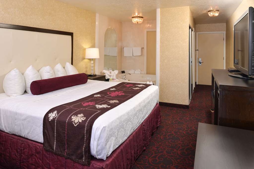 Best Western Coral Hills - photo 24