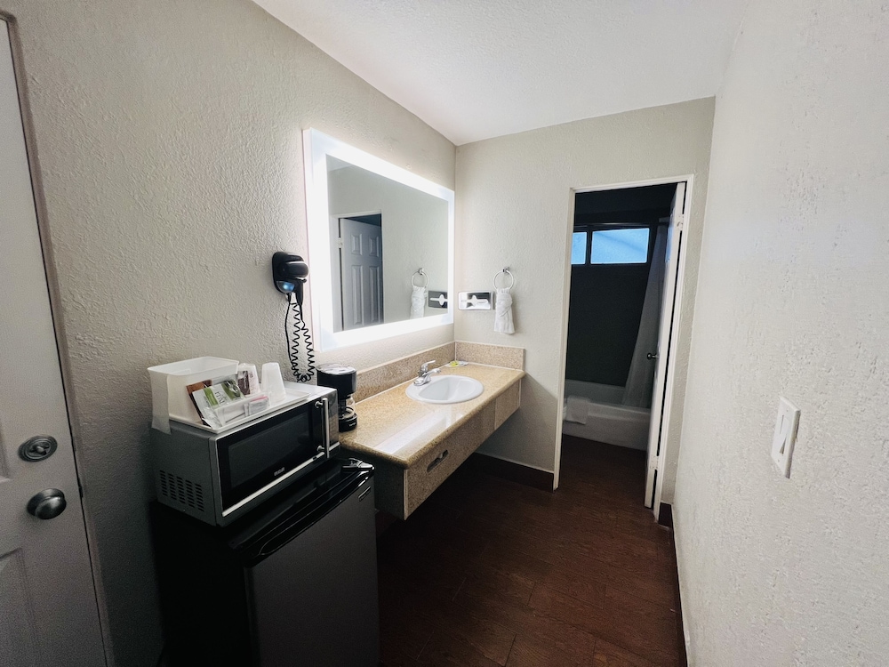 Casa Blanca Hotel and Suites Orange - photo 28