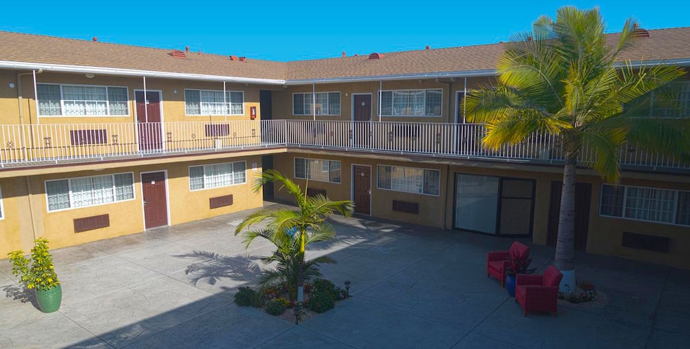 Kings Motel Inglewood - photo 26