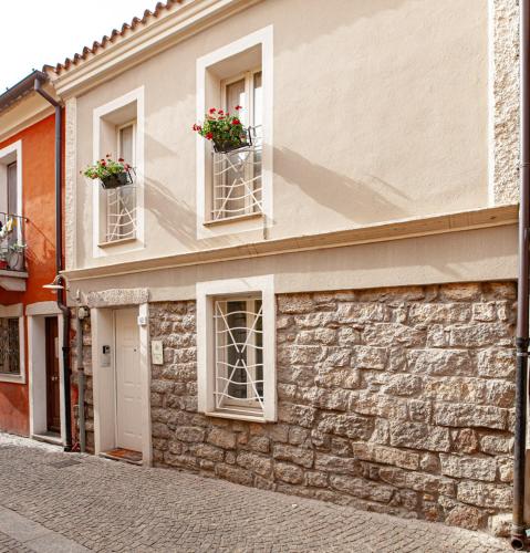 Cavour Living in Olbia, Italy