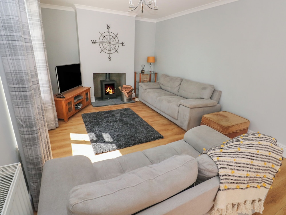Afan House — 4-Star Luxury Hotel in Port Talbot, United Kingdom