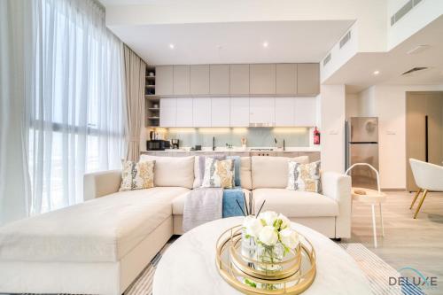Polished 1BR at Noor 1 Midtown Dubai Production City by Deluxe Holiday Homes — 4-Star Luxury Hotel in Dubai, United Arab Emirates