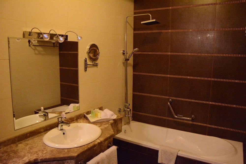 Sandy Le Oriental Hotel — Amman — photo 5