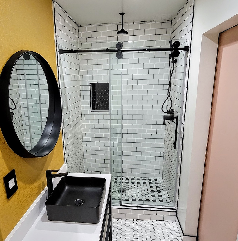 Bell Vista Motel - photo 15