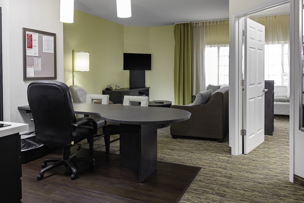 Candlewood Suites Warner Robins Robins AFB by IHG - photo 10