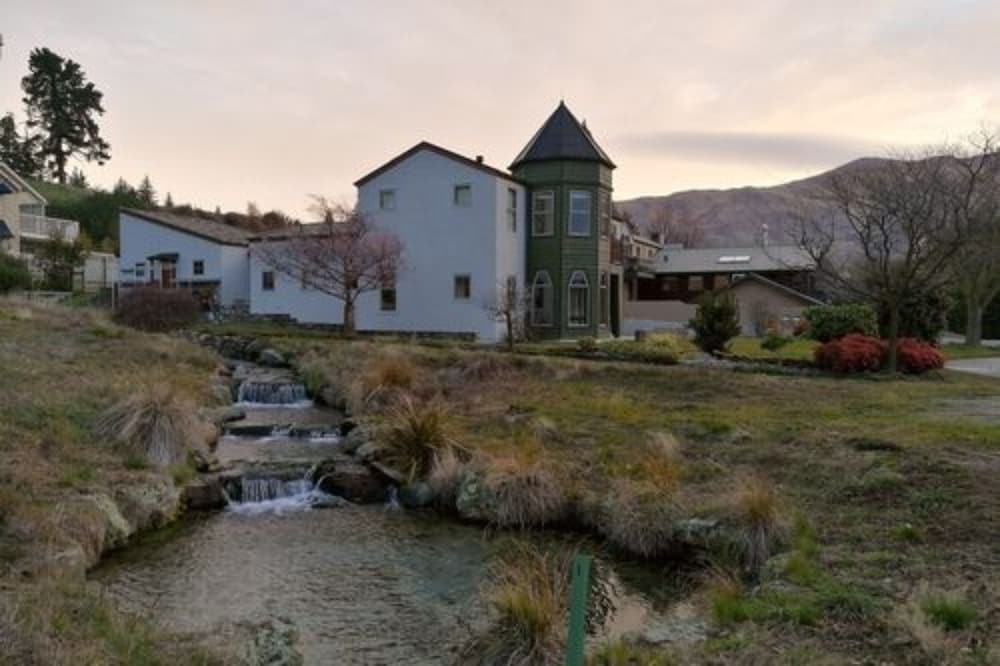 Arcadia Garden in Wanaka, New Zealand
