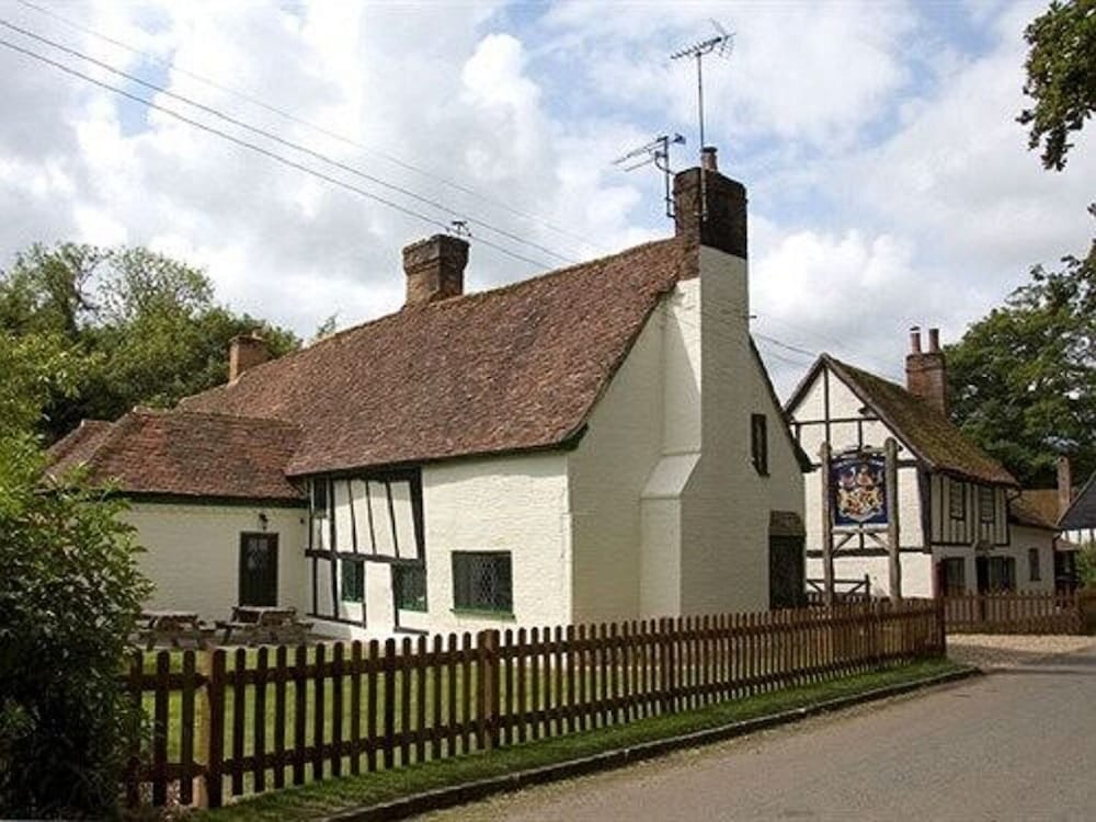 The Brocket Arms — hotel in Welwyn