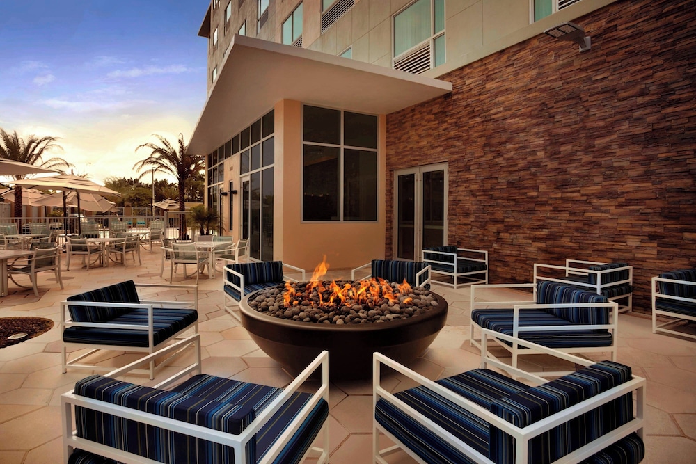 Four Points by Sheraton Miami Airport - photo 17