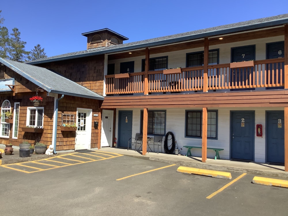 South Jetty Inn - photo 179