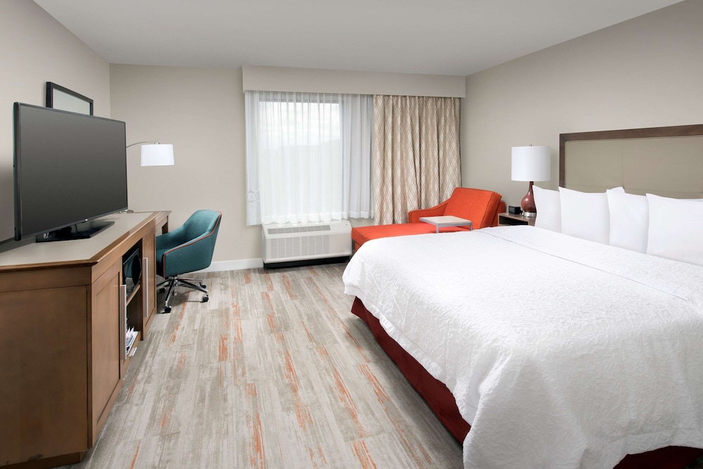 Hampton Inn & Suites San Antonio Lackland AFB SeaWorld - photo 8