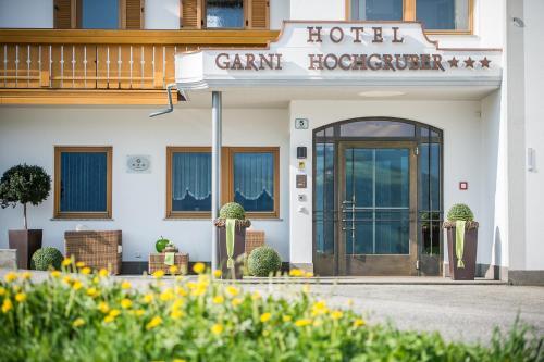Hotel Garni Hochgruber in Brunico, Italy