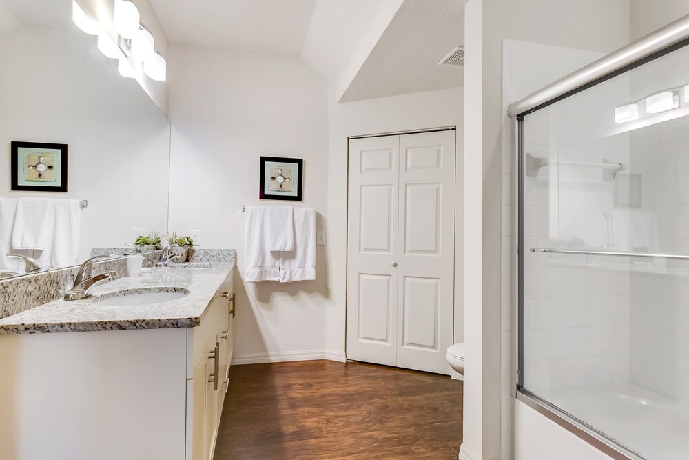 West Lucaya Resort 3 Bedroom Vacation Townhome - photo 24