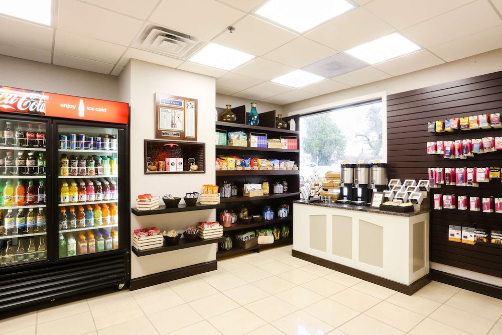 DoubleTree by Hilton Hotel Annapolis - photo 29
