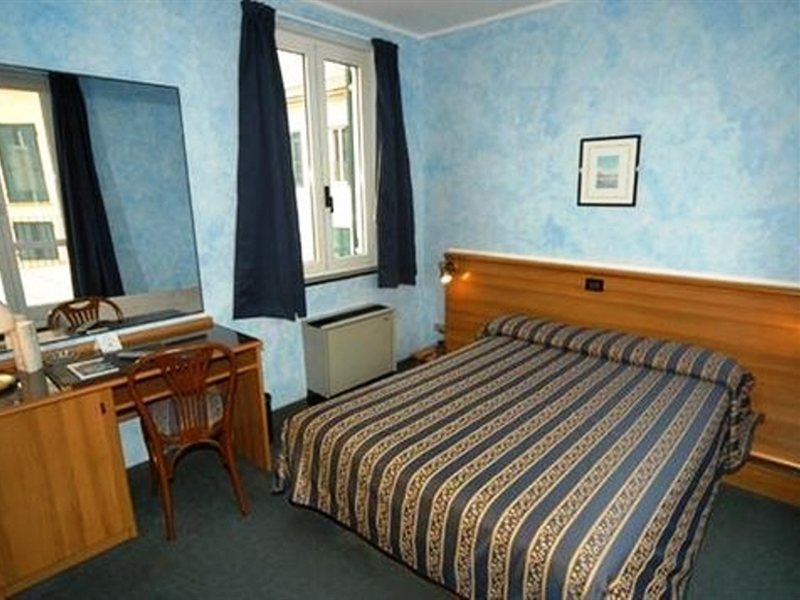 Comfort Hotel Europa Genova City Centre