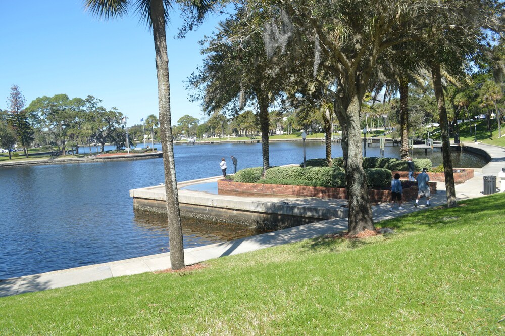 Tarpon Inn - photo 72