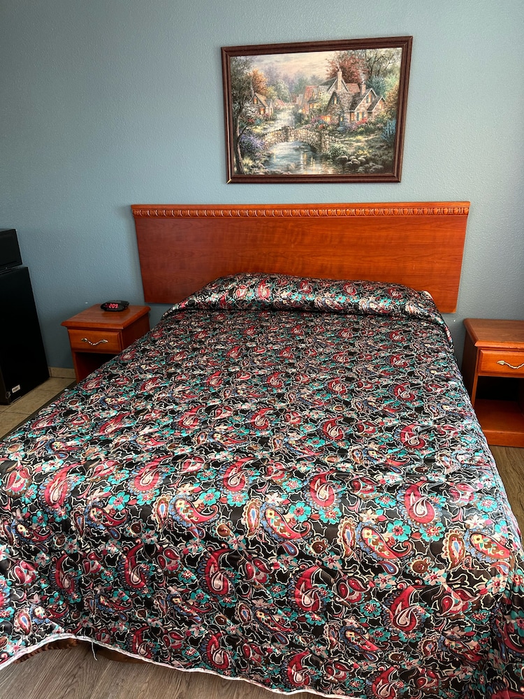 Corcoran Inn - photo 5