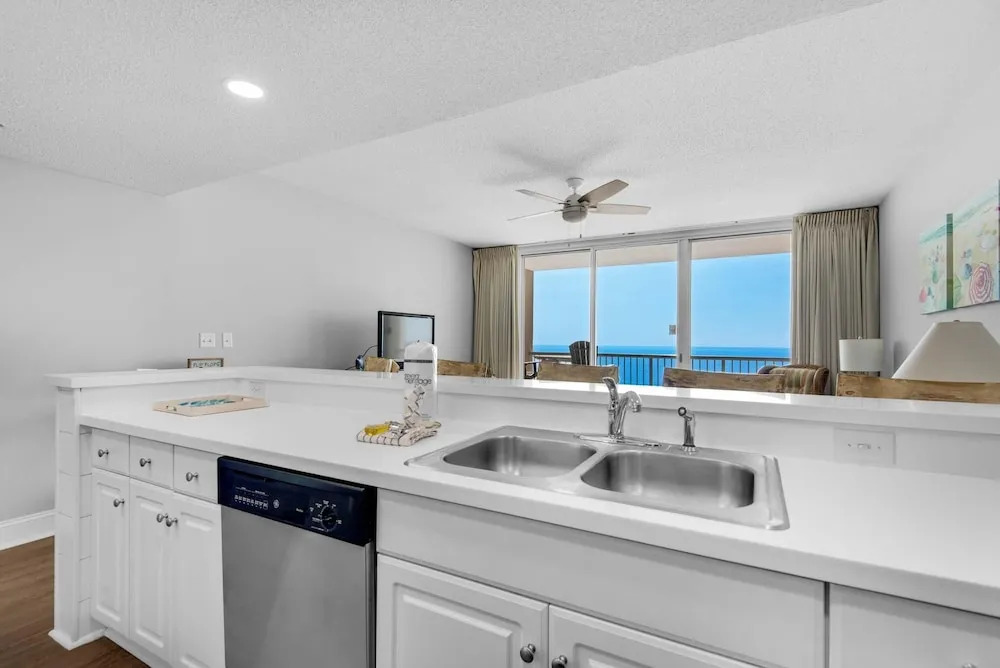 Majestic Beach Towers 1 2205 - photo 13