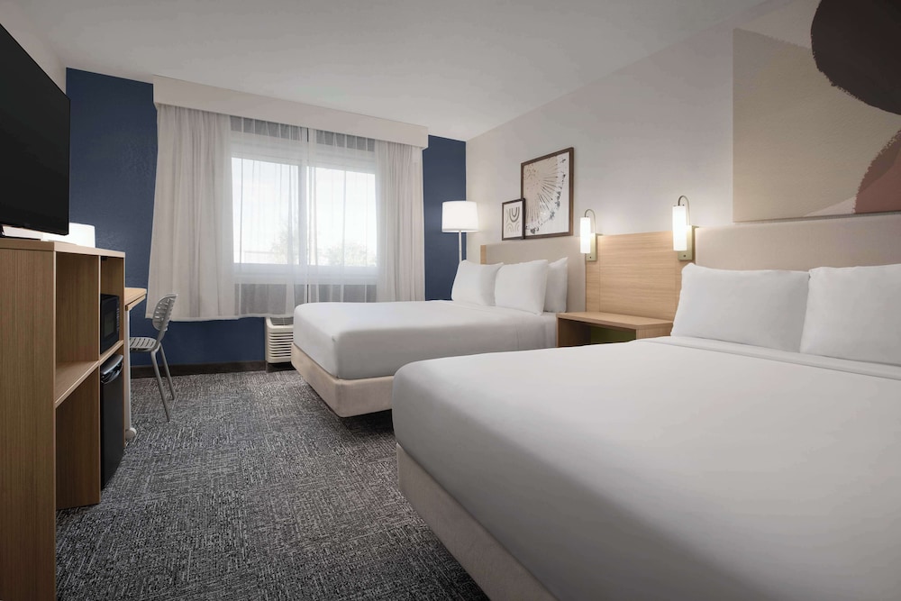 Spark by Hilton San Jose Airport - photo 13