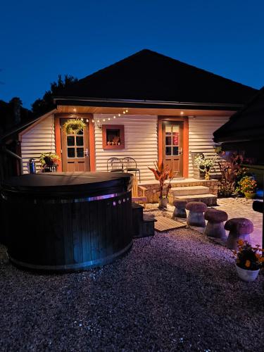 Holiday house Brīvdienu māja in Kegums — 4-Star Luxury Hotel in Kegums, Latvia