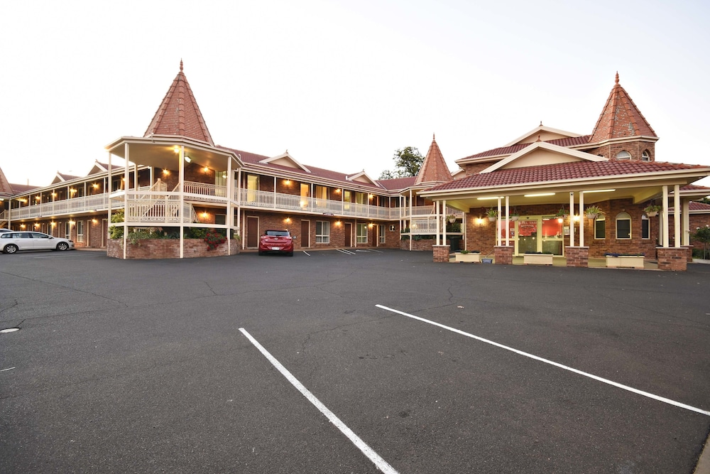 Abel Tasman Motor Inn - carbon neutral hotel in Dubbo