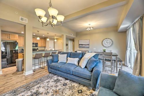 Grand Haven Condo Walk to Nearby Hot Spots — 4-Star Luxury Hotel in Grand Haven, United States