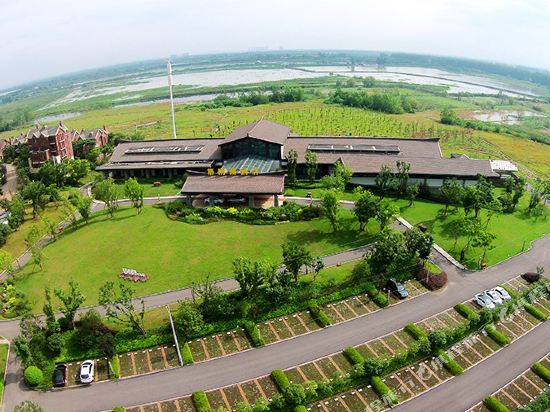 Wutonghu Hotel in Ezhou, People's Republic of China