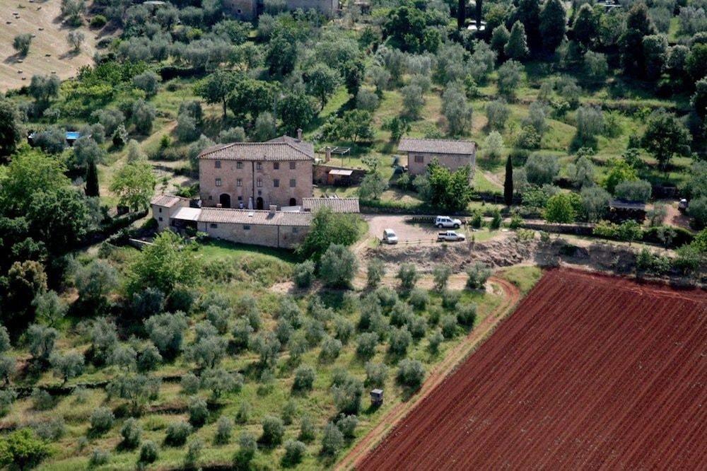 Podere Ficareto Farm — hotel in Sovicille