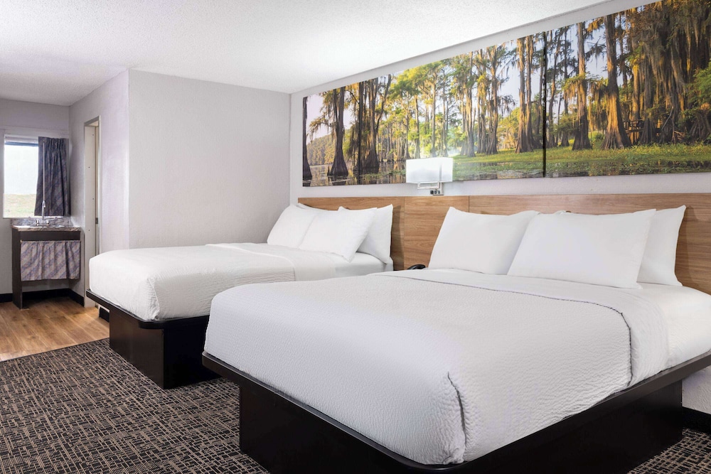 Days Inn by Wyndham Salisbury NC - photo 16