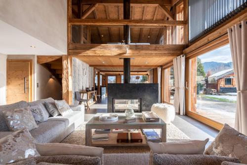 Chalet Alpen — 4-Star Luxury Hotel in Praz-Sur-Arly, France