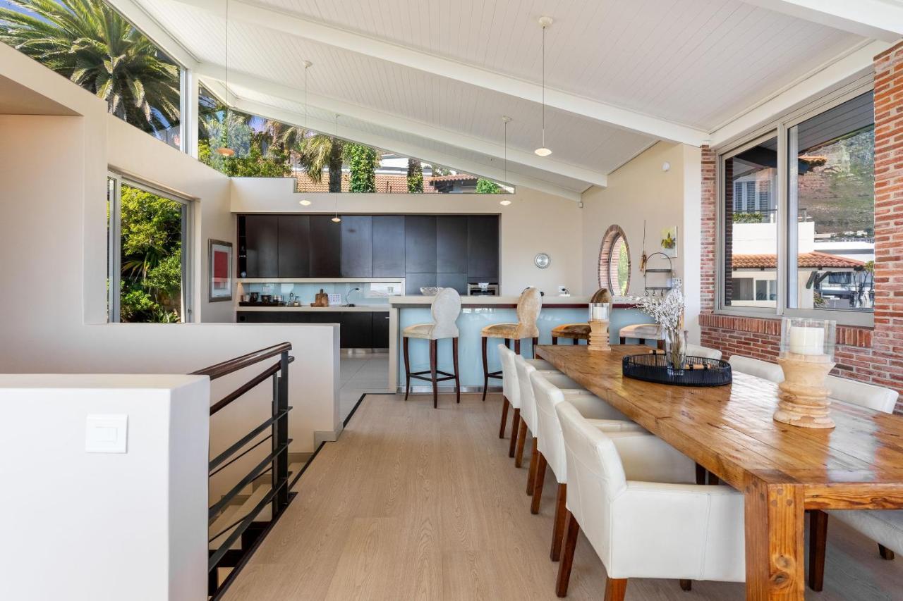 Ocean view luxury villa with pool Camps Bay