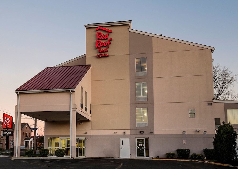Red Roof Inn Suites Philadelphia Bellmawr — Bellmawr