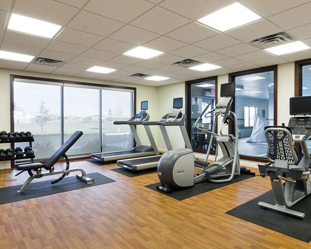 Comfort Suites Fargo Medical Center - photo 27